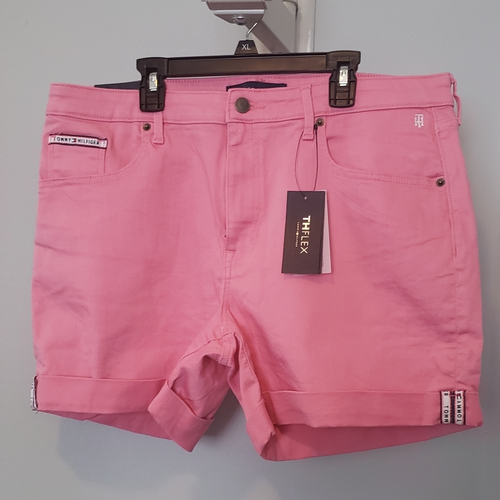 Tommy Hilfiger Women's Pink  Greenwich Denim Shorts Size 16